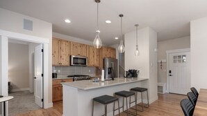 House, 3 Bedrooms | Private kitchen - Wagon Wheel At Rendezvous 3 Bedroom Home (Fraser)