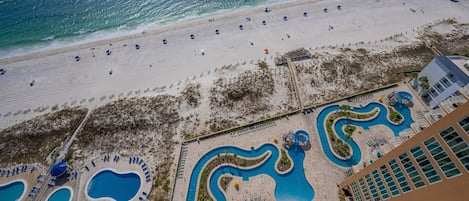 Apartment, 3 Schlafzimmer | Pool | Innenpool, Außenpool