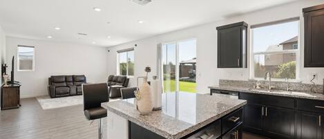 House, 3 Bedrooms | Interior