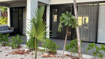Ngoại thất
