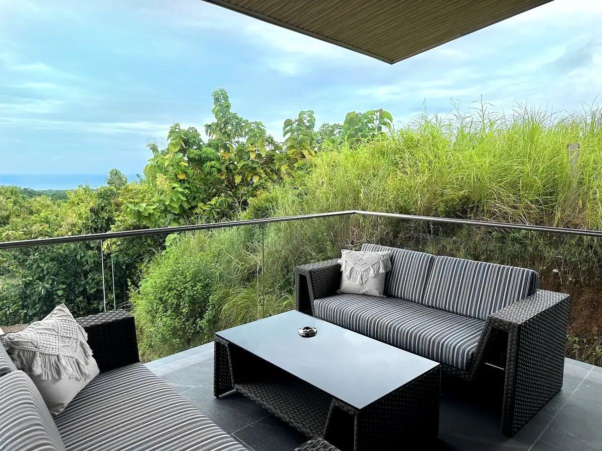 Deluxe Studio Suite, Partial Ocean View | Terrace/patio