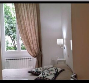 2 soverom, strykejern/-brett, wi-fi og sengetøy