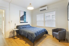 2 Schlafzimmer, Bügeleisen/Bügelbrett, kostenloses WLAN