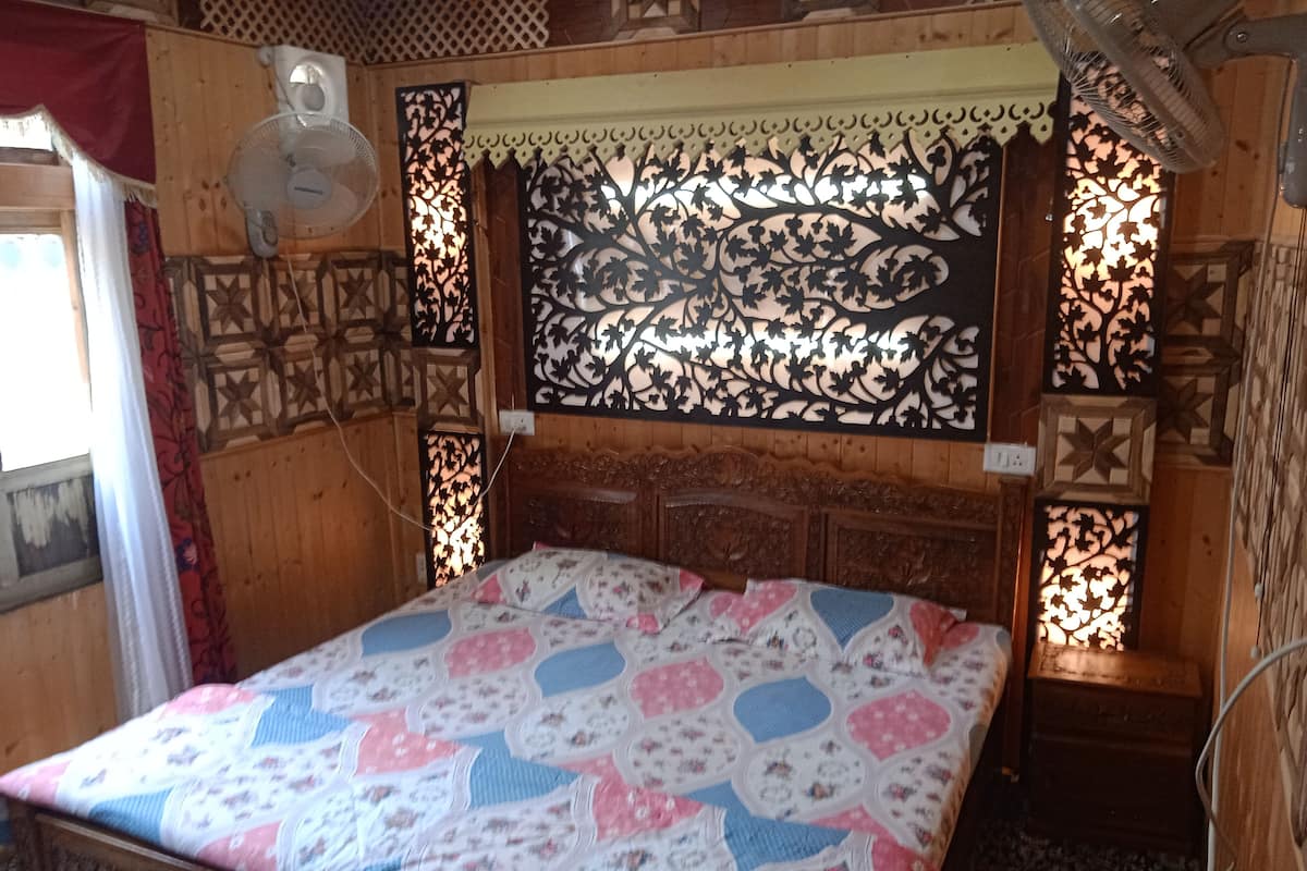 Double Room, Balcony | Wi-fi percuma 