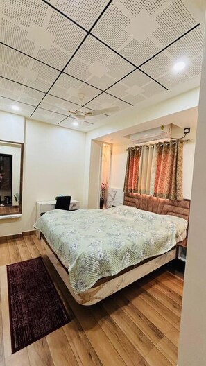 Luxury Double Room, City View - Hotel Vivaanta (Dhanbad)