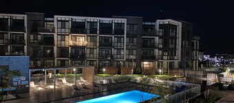 2BDR & DEN at Friday Harbour ALL Season Resorts, Outdoor activities with Beach