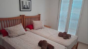 2 chambres, fer et planche Ă  repasser, lit parapluie, Wi-Fi gratuit