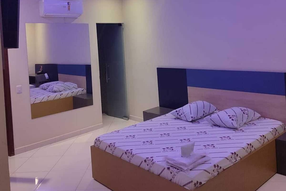 Habitación estándar doble | Escritorio, espacio para trabajar con un portátil, wifi gratis