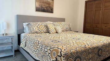 2 bedrooms, iron/ironing board, WiFi, bed sheets