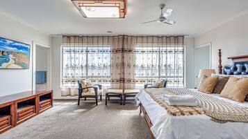 5 bedrooms, desk, iron/ironing board, travel cot