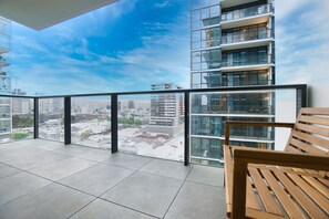 Property grounds - City Serenity: 2BR Apt with Pool, Gym, Steam&Sauna (Adelaide)