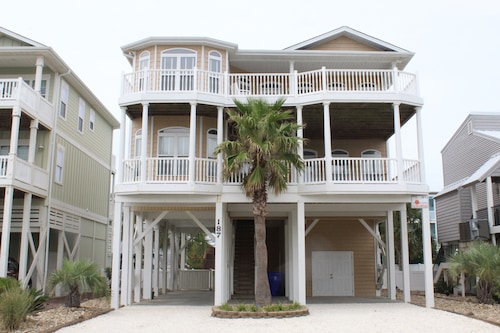 SunDowner - 5 Bed/5 Bath Spacious Home with Private Pool/Elevator 