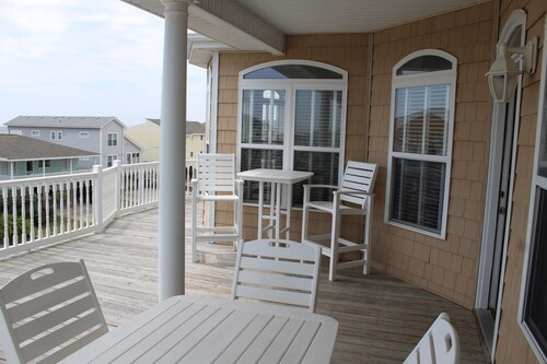 SunDowner - 5 Bed/5 Bath Spacious Home with Private Pool/Elevator 