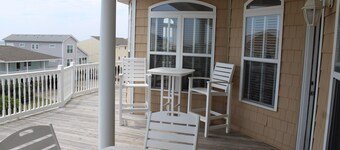 SunDowner - 5 Bed/5 Bath Spacious Home with Private Pool/Elevator