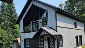 Unclassified image, 4 of 11, button - 2 Bedroom Executive Apartment in Utterson  (Huntsville)