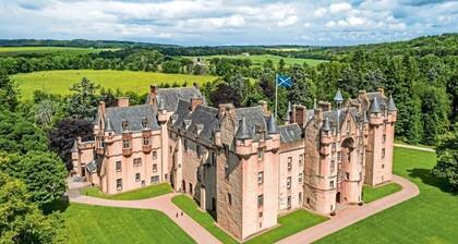 Easter Cottage 4-Bed in Turriff Aberdeenshire