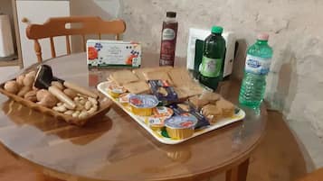 Free daily continental breakfast