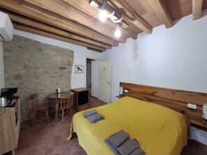 Camera del falco | Down comforters, pillowtop beds, free minibar, individually decorated - Il Castellaro ai Sassi (Guiglia)