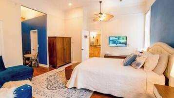 1 bedroom, iron/ironing board, WiFi, bed sheets