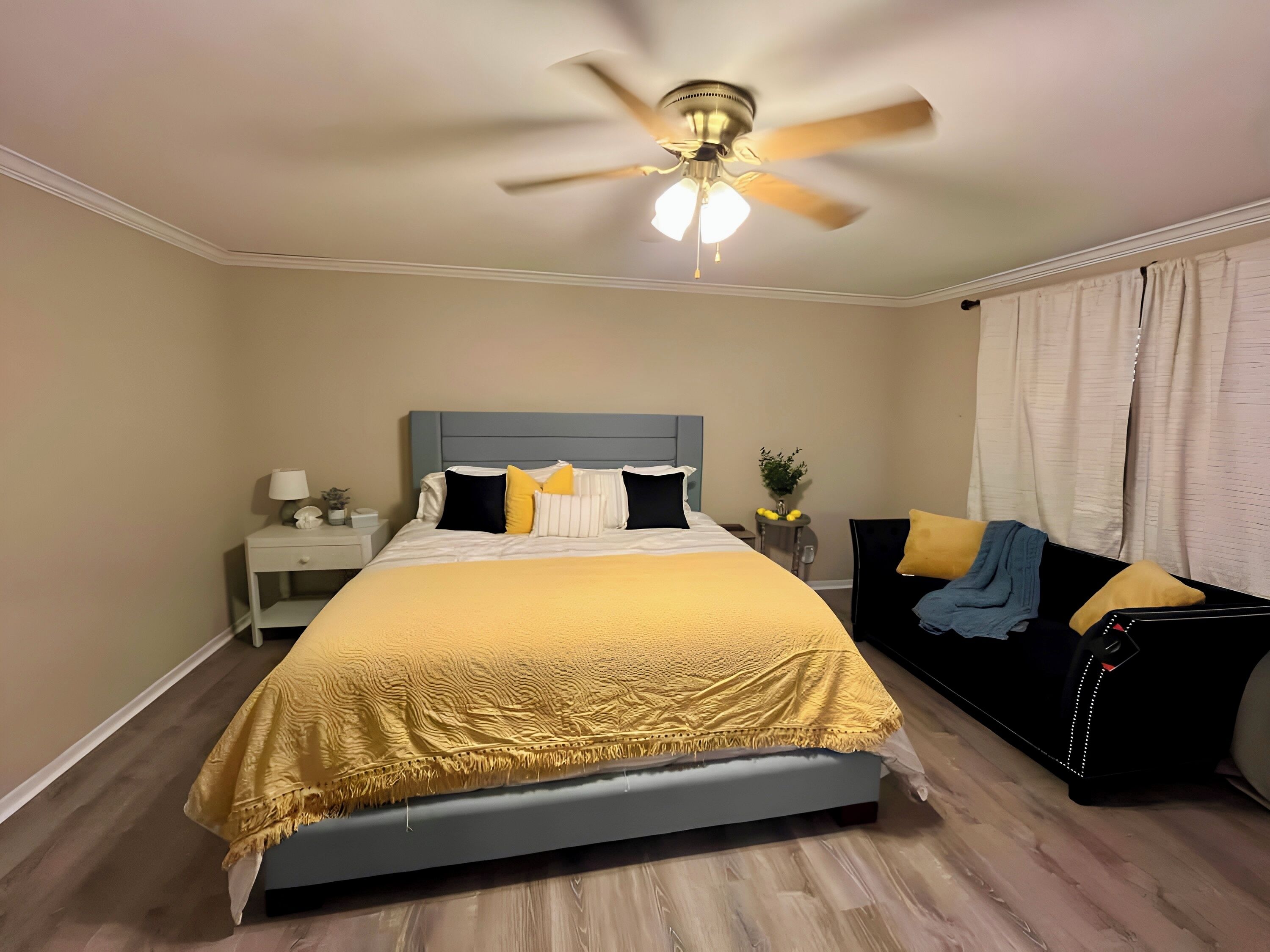 4 Schlafzimmer, Bügeleisen/Bügelbrett, WLAN, Bettwäsche