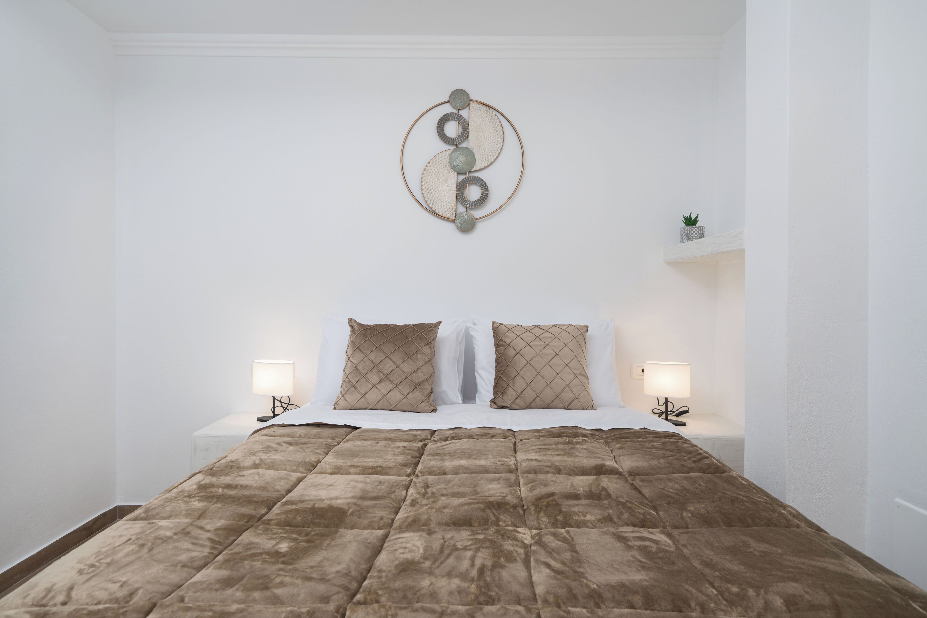 1 bedroom, in-room safe, desk, iron/ironing board