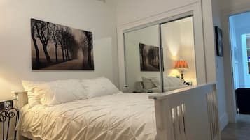 1 soverom, strykejern/-brett, wi-fi og sengetøy