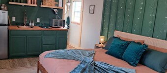 Romantic Getaway for 2 with Hot tub