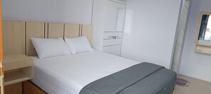 Deluxe Double Room, Balcony, City View