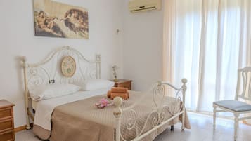 3 Schlafzimmer, BĂŒgeleisen/BĂŒgelbrett, WLAN, BettwĂ€sche