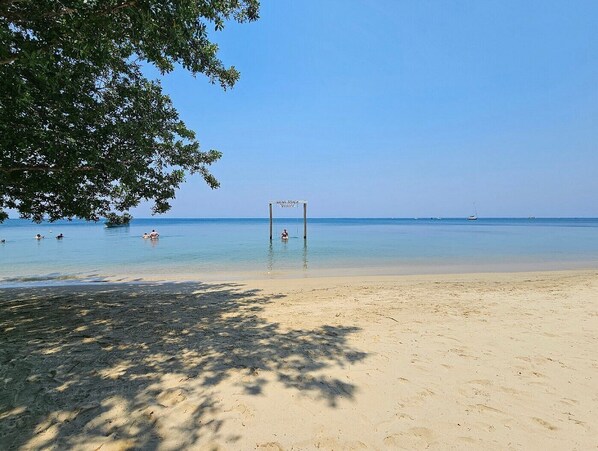 Sun-loungers, beach towels