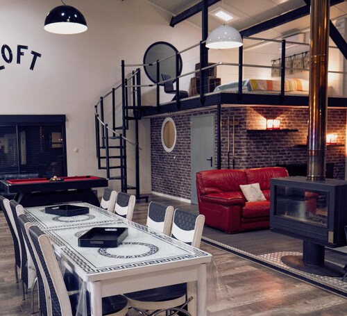 Loft Spacieux à Wimille - Close to Nausicaa and the Beaches, sleeps 8