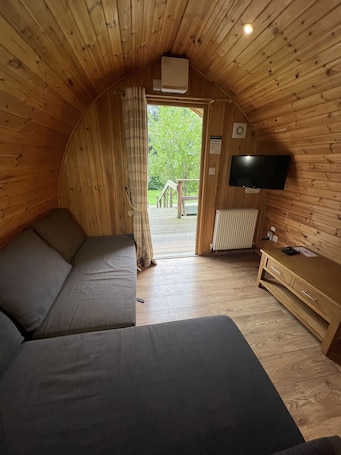 Smart TV. mega pod 3 - a mega pod that sleeps 4 guests in 1 bedroom