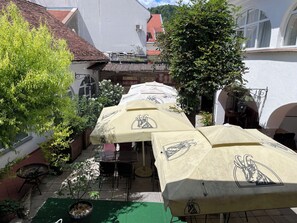 Näkymä puutarhaan