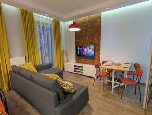 TV