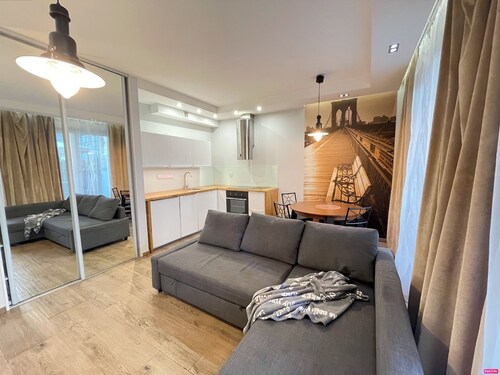 Riverside Studio Close to Schindler's Factory