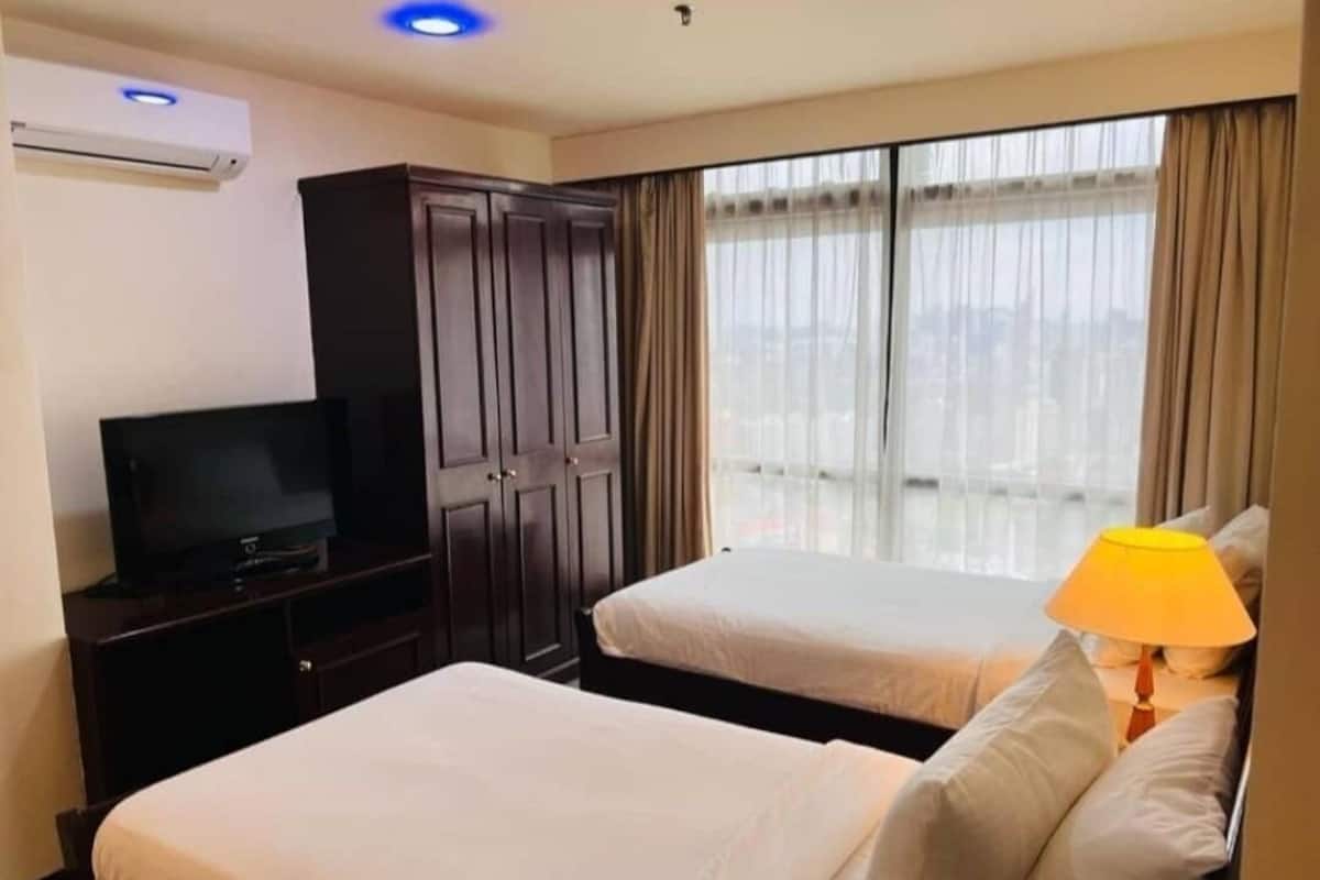 Family Apartment, 2 Bedrooms, 2 Bathrooms, City View