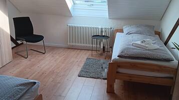 3 chambres, lit parapluie, Wi-Fi gratuit, draps fournis