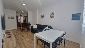 Living area - Coastal Oasis by "BahiaMarCanarias". (La Estrella Telde)