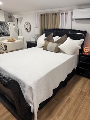 1 chambre, fer et planche à repasser, Wi-Fi gratuit, draps fournis