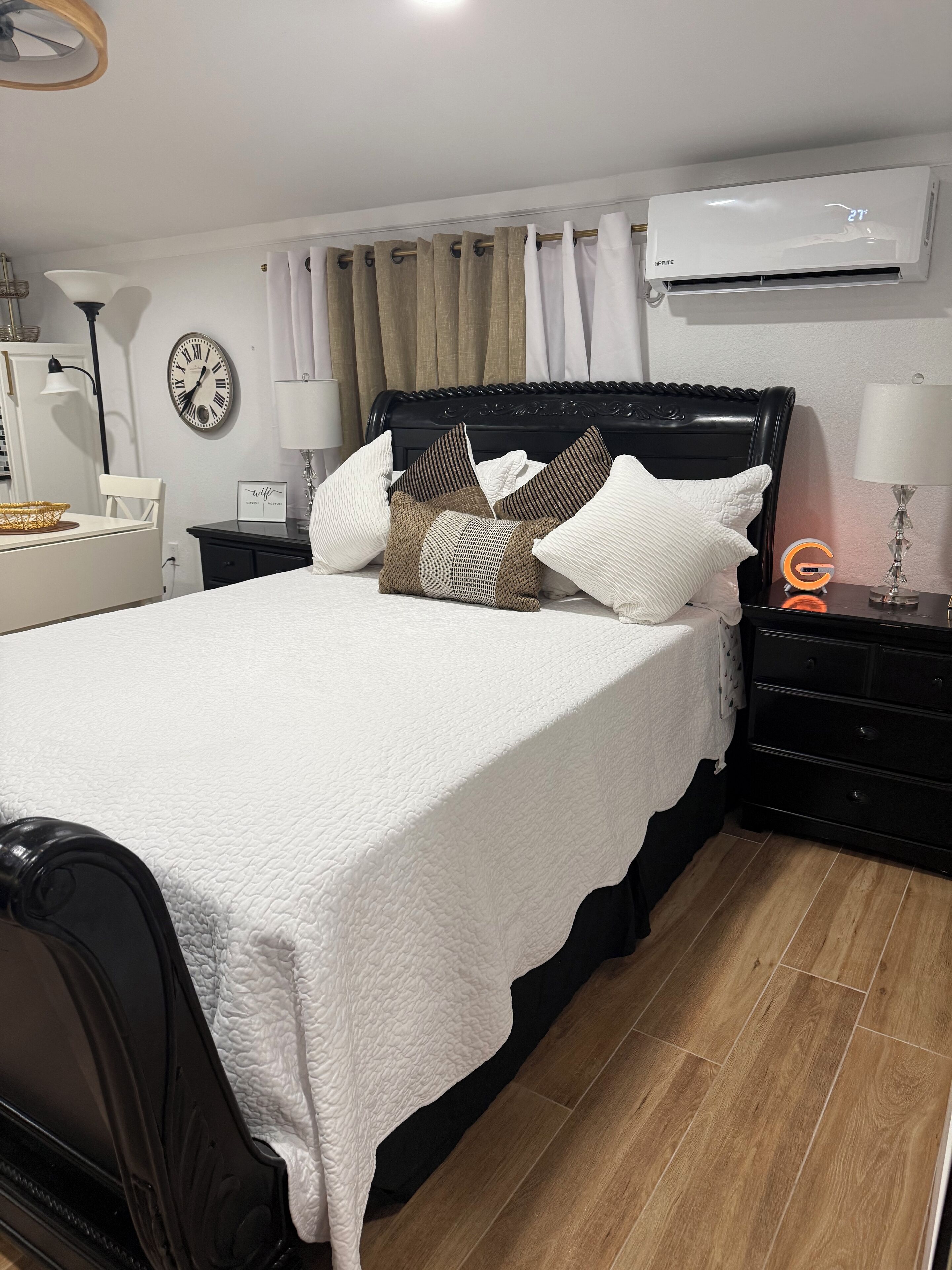 1 bedroom, iron/ironing board, free WiFi, bed sheets