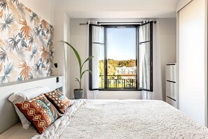 1 bedroom, free WiFi, bed sheets