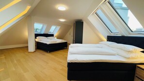 3 bedrooms, iron/ironing board, WiFi, bed sheets