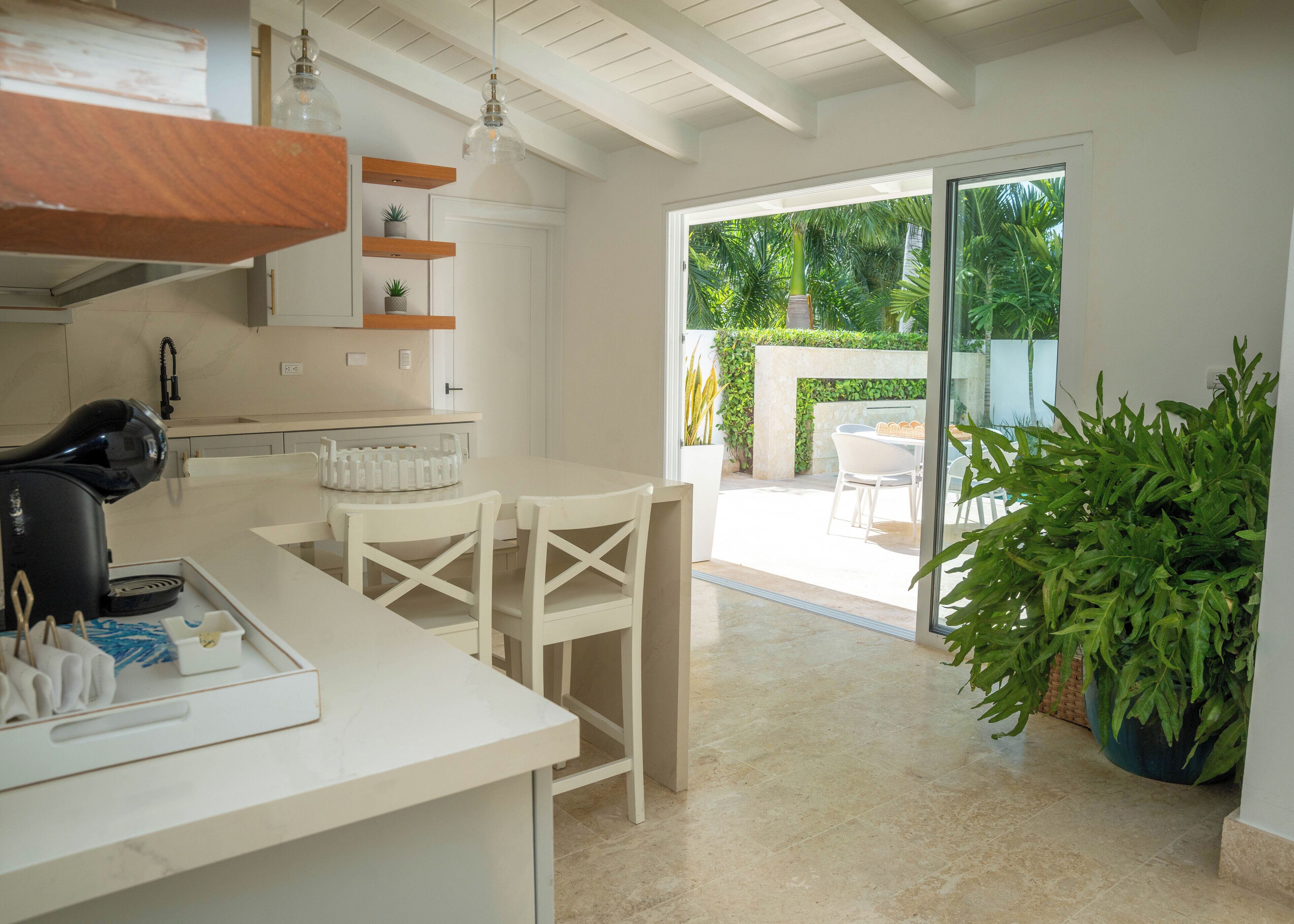 Breakfast nook