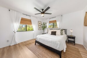 2 chambres, fer et planche à repasser, lit parapluie, Wi-Fi gratuit