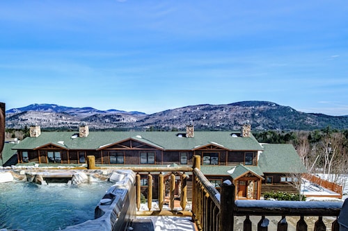 Slopeside on Tempest Trail – Ski-In/Ski-Out Luxury at Sunday River