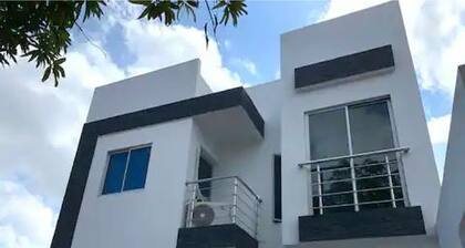 Spacious 3-bedroom apartment with WiFi, AC in enchanting Barranquilla