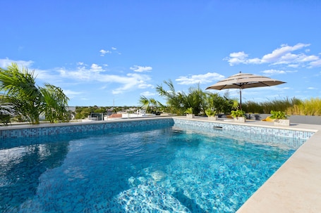 Outdoor pool, sun loungers
