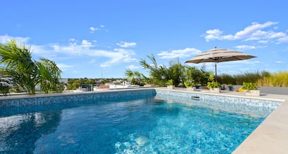 Ocean Boutique Condos