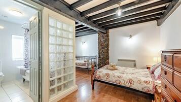 3 dormitorios, wifi gratis, ropa de cama