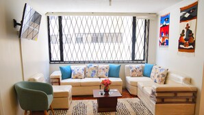 Unclassified image, 4 of 21, button - Spacious 3-bedroom apartment in lovely Quito with WiFi (Quito)